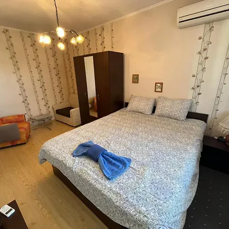 Izgrev Sarafovo Гостевой дом *