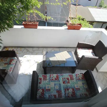 Izgrev Sarafovo بورغاس