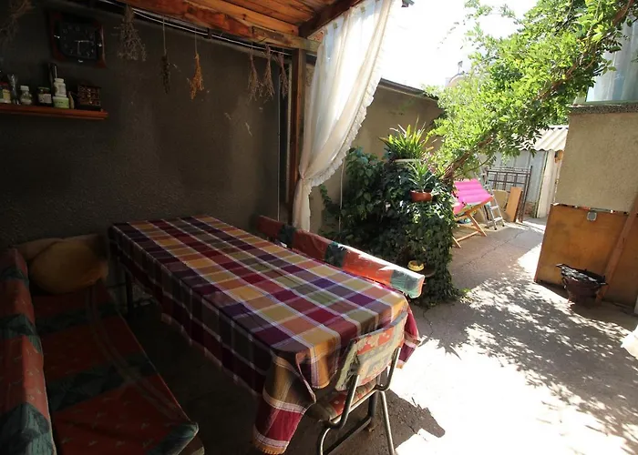 Izgrev Sarafovo Pensionat